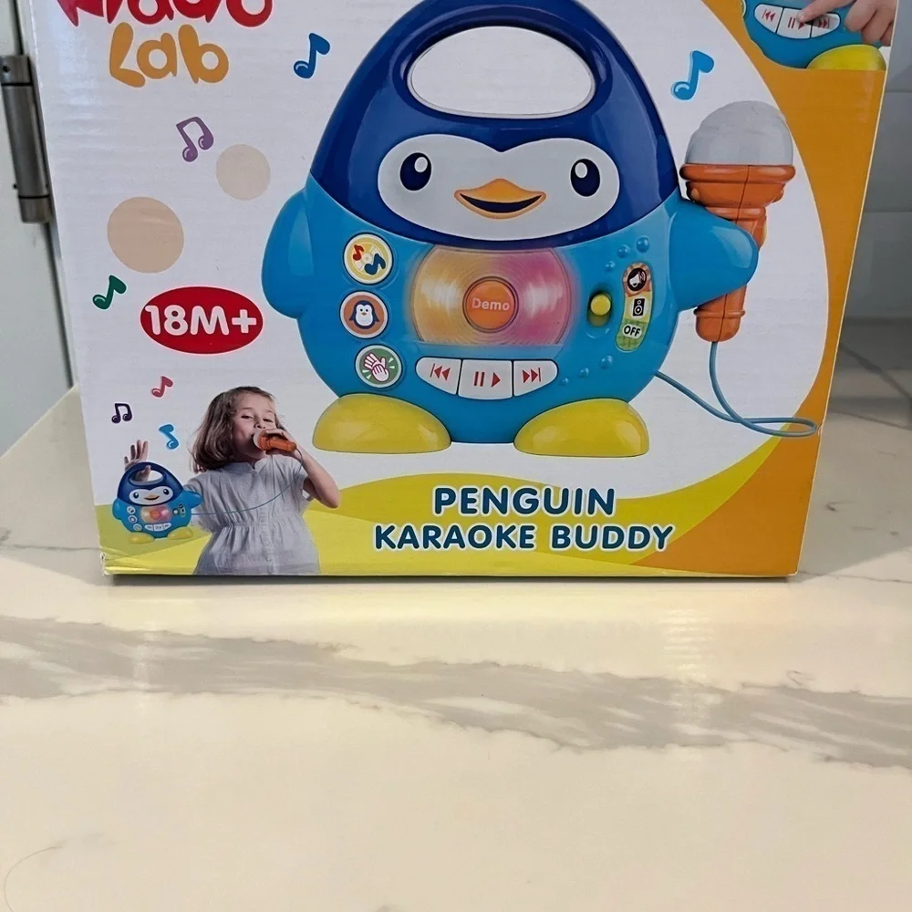 Kiddo Lab Penguin Karaoke Buddy